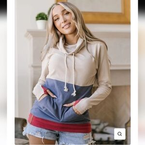 Ampersand Avenue Cowlneck Sweatshirt - Crisp Morning thumbhole new with tags